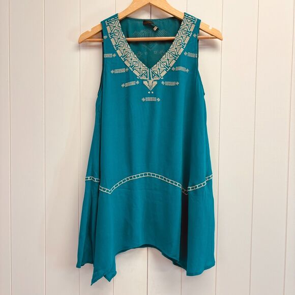 THML Sleeveless Blouse Women Size XS Teal Boho Embroidered Indie Beachy Vacation - Picture 1 of 7